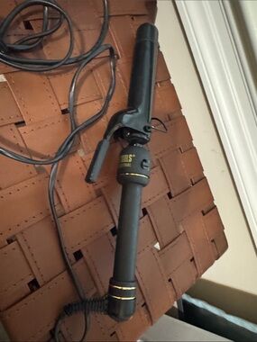 Hot tools professional Black Curling Iron
